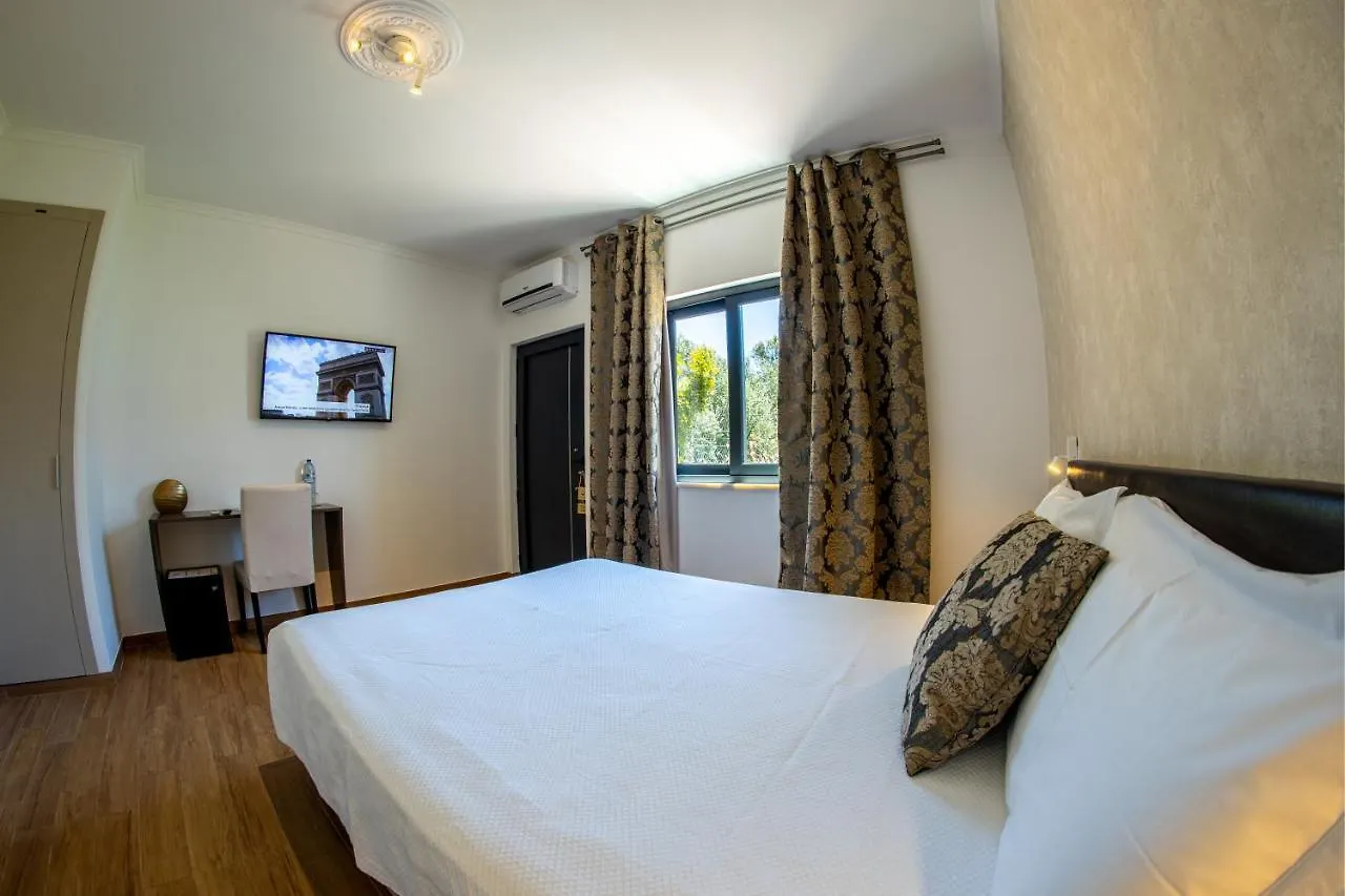 Vila Fuzeta With Pool & Garden 3*,